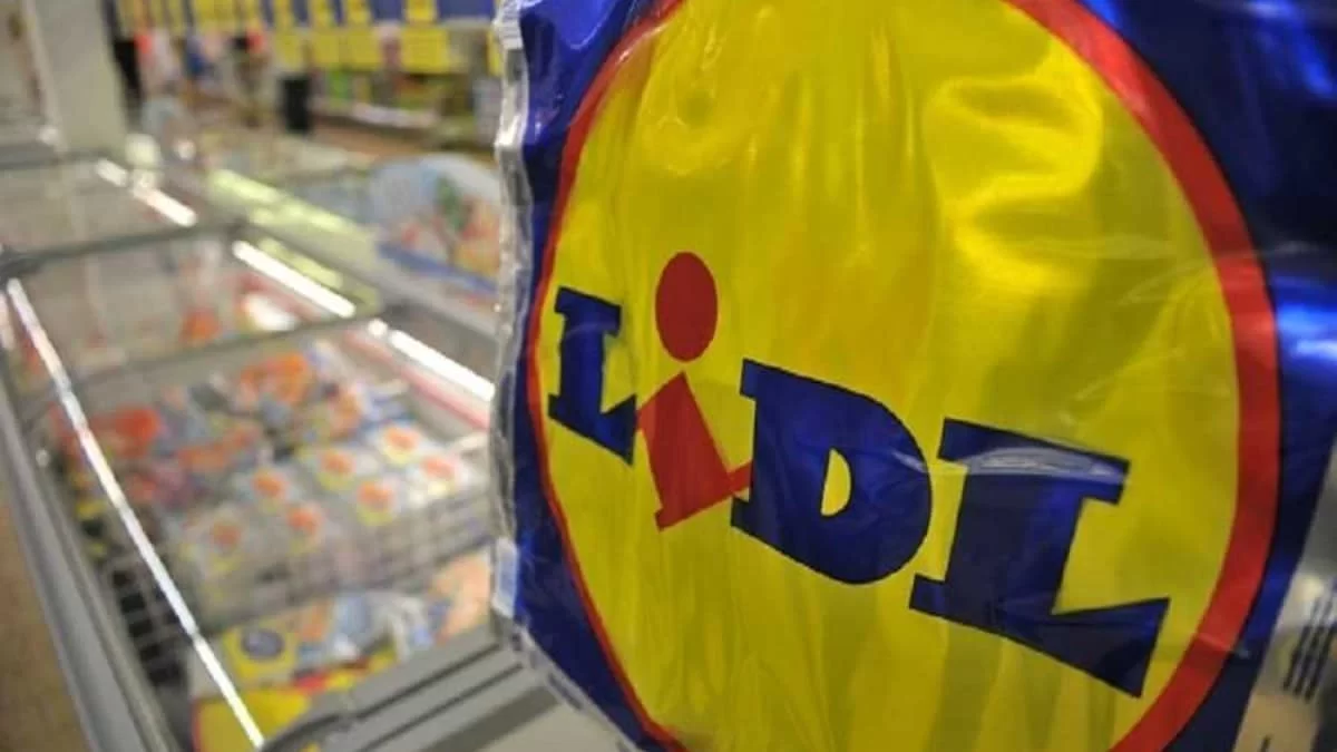 "Από την Παρασκευή 28/1..." - Συρροή κόσμου στα ταμεία των Lidl