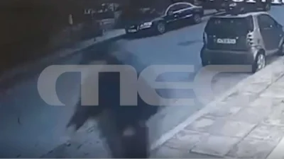 Πυροβολισμοί στην Βούλα: Σοκαριστικό βίντεο ντοκουμέντο - Τραυματίστηκαν 3 άνδρες