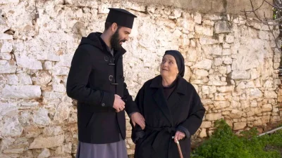 Χαιρέτα μου τον Πλάτανο: Η Μάρμω εξαφανίζεται και τη φέρνουν σηκωτή πίσω στο χωριό