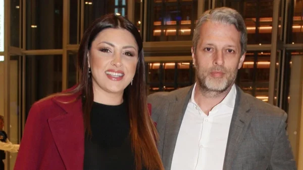 Στιγμές ευτυχίας για την Έλενα Παπαρίζου και τον Ανδρέα Καψάλη - Το έκαναν γνωστό με μια φωτογραφία στο instagram