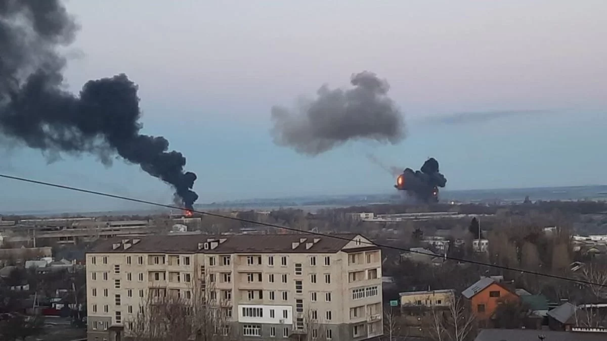 Ξεκίνησε η ρωσική εισβολή στην Ουκρανία - Εκρήξεις στο Κίεβο και σε άλλες πόλεις