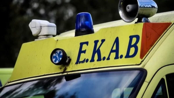 Σοκ στο Αιγάλεω - Πέταξε τα ανήλικα ανίψια της από το μπαλκόνι και μετά πήδηξε και αυτή