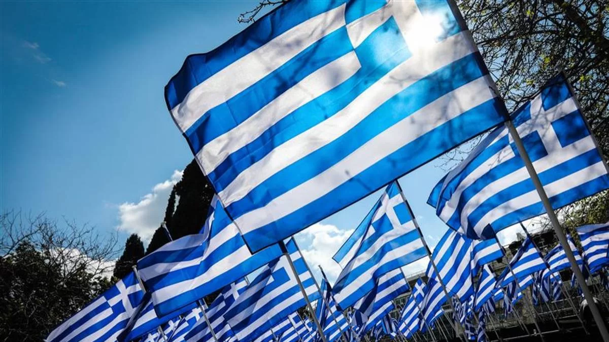 Καιρός (25/3):Με λιακάδα και άνοδο της θερμοκρασίας η παρέλαση