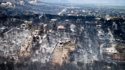 Μάτι: Κατηγορίες σε βαθμό κακουργήματος για 5 πρώην στελέχη της Πυροσβεστικής