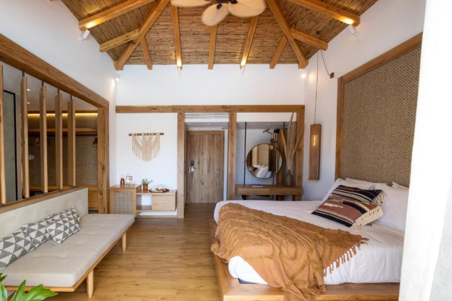 Stella Island Luxury Resort & Spa