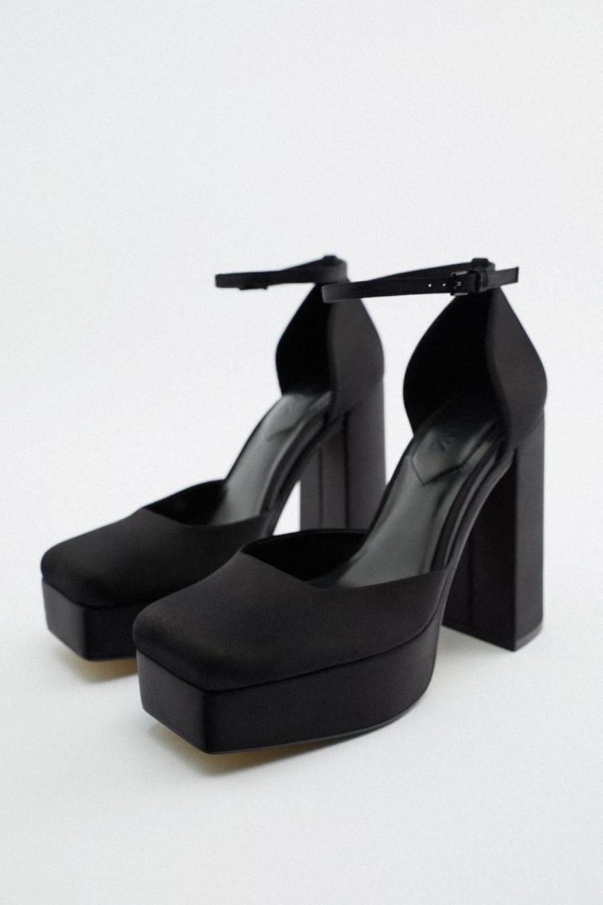 Zara μαύρες γόβες με φιάπα