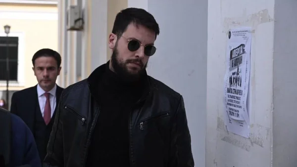 Πάτρα: «Προσπαθούμε να κλαίμε....» - Η συζήτηση του Μάνου με γιατρό μετά την ανακοπή της Τζωρτζίνας