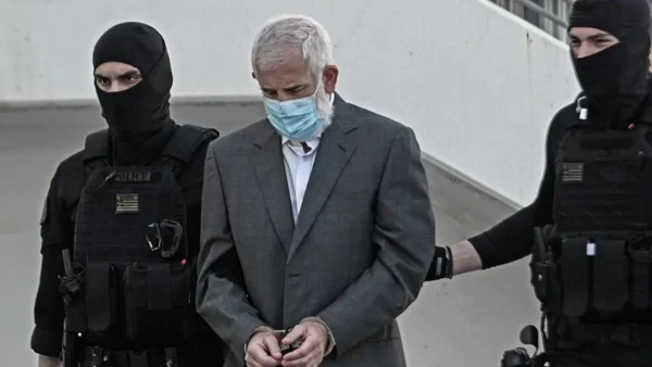 Δίκη Φιλιππίδη: Τα συγγενικά πρόσωπα που τον στηρίζουν - Δεν φεύγουν στιγμή από το πλευρό του