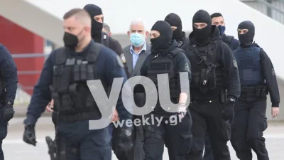 Δίκη Φιλιππίδη: Φωτογραφίες που τον "καίνε" - Έλεγε ότι έχουν κόψει επαφές εδώ και δέκα χρόνια ενώ βρέθηκε σε δύο παραστάσεις του