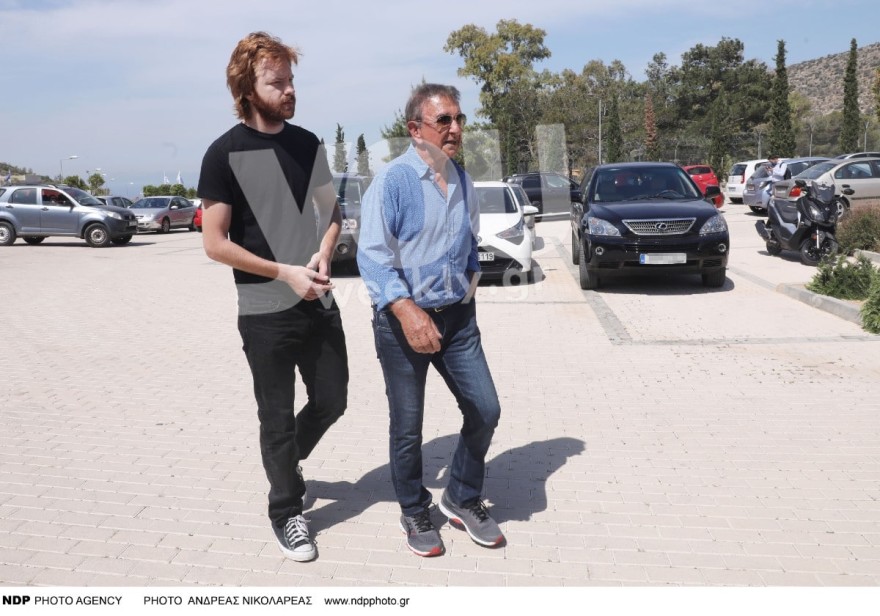 Στην κηδεία του Δάκη