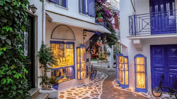 Για να ξεφύγεις λίγο: 5+1 προορισμοί που προτείνει ο Τάσος Δούσης για διακοπές λίγων ημερών