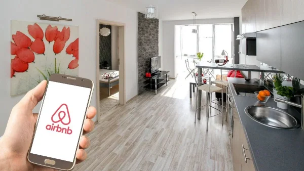 Τέλος τα πάρτι στα Airbnb