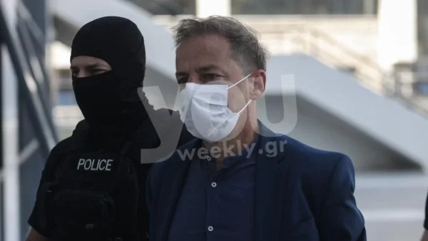 Δίκη Λιγνάδη: Φανερά καταβεβλημένος - Έτσι κατέφτασε ο σκηνοθέτης στo Μικτό Ορκωτό Δικαστήριο