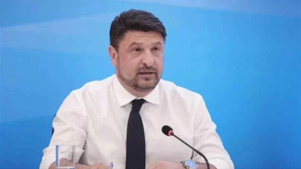 Στιγμές χαράς για το Νίκο Χαρδαλιά - Η μικρή του κόρη γιορτάζει