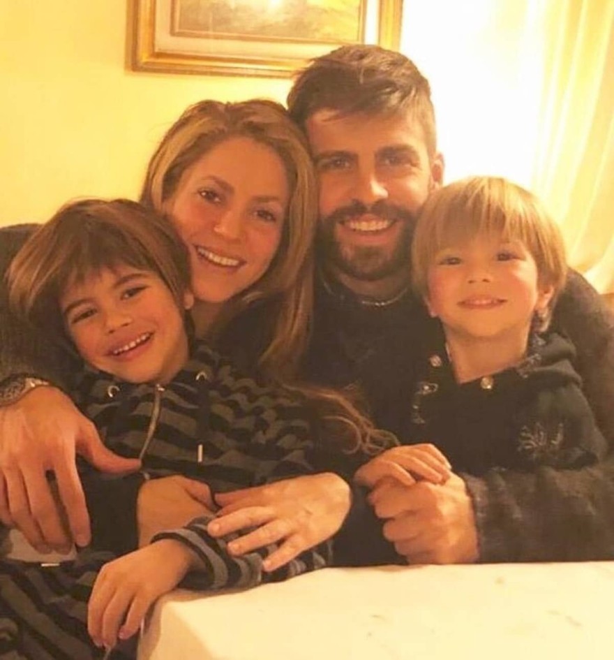 Shakira - Pique