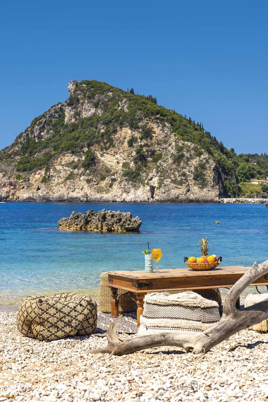 Akron Beach Bar