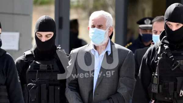 Με εγκεφαλικό στο νοσοκομείο ο Πέτρος Φιλιππίδης