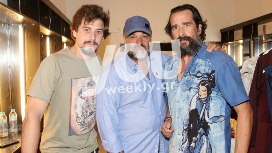 Σε παράσταση συναδέλφων του από το Σασμό