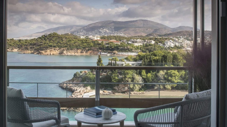Four Seasons της Βουλιαγμένης