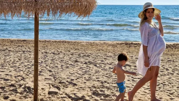 "Βροχή" έπεσαν οι ευχές κάτω από την ανάρτηση της Μαντώς Γαστεράτου - Τα τρυφερά λόγια της Κατερίνας Καινούργιου για την κόρη της