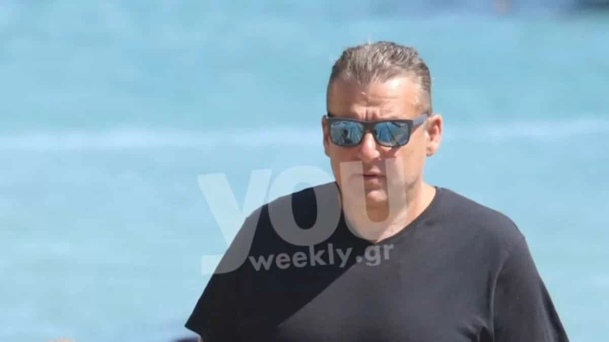 Tour στα νησιά του Ιουνίου με το χλιδάτο του σκάφος - Σούσουρο με τη νέα ανάρτηση του Γιώργου Λιάγκα
