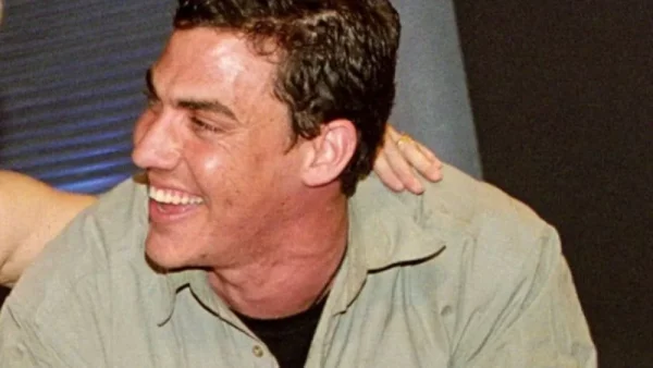 Τζώρτζης Μονογυιός: Η σύντροφός του υποδέχθηκε τον Tommy Hilfiger στο κατάστημα τους στη Μύκονο