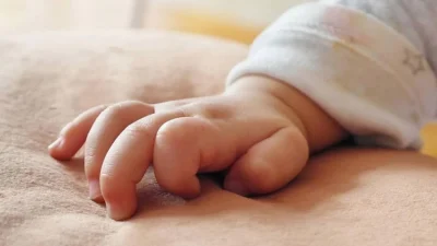 Γρεβενά: Αναπάντητα τα ερωτήματα για τον θάνατο του βρέφους