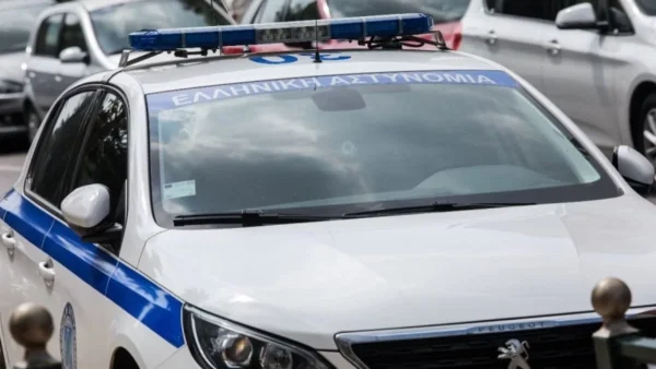 Ομόνοια: Δίωξη για ομαδικό βιασμό στους δύο αστυνομικούς μετά την καταγγελία της 19χρονης