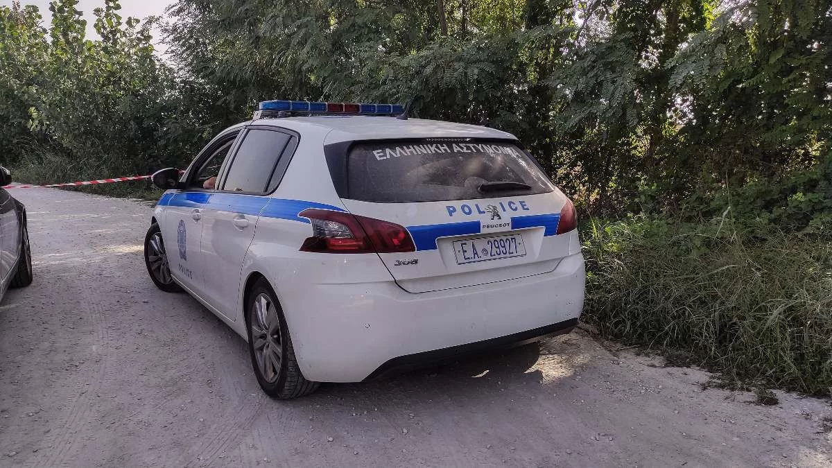 Δολοφονία στην Μάνδρα: Ποινική δίωξη για ανθρωποκτονία από πρόθεση στον 14χρονο