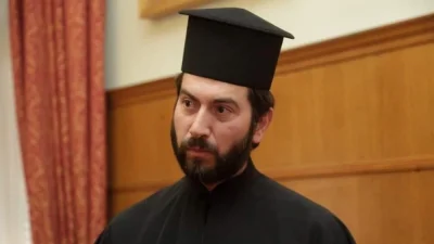 Κιβωτός του Κόσμου: Κατέστρεψαν γκράφιτι με τη μορφή του πατέρα Αντωνίου στο Μεσολόγγι