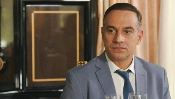 Ποιος Παπαδόπουλος (26/1): Βάζει ένα μπράβο στη μέση - Η απελπισμένη κίνηση του Αρίστου