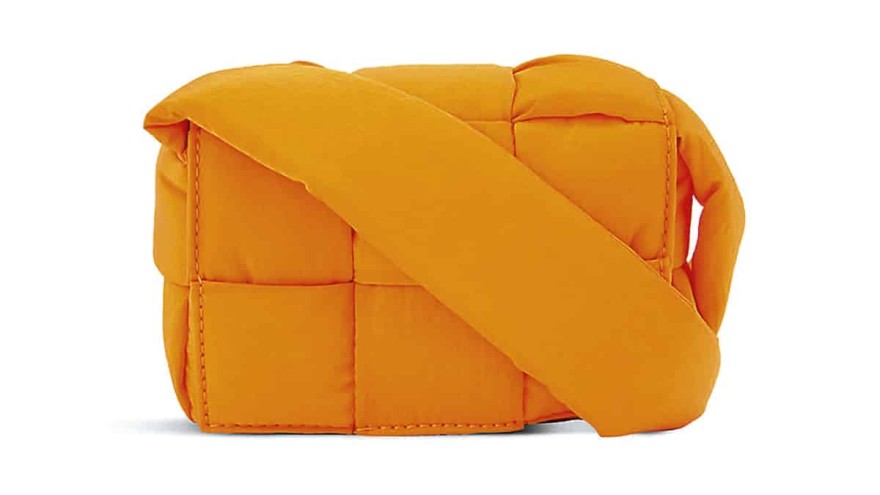 Pillow taks