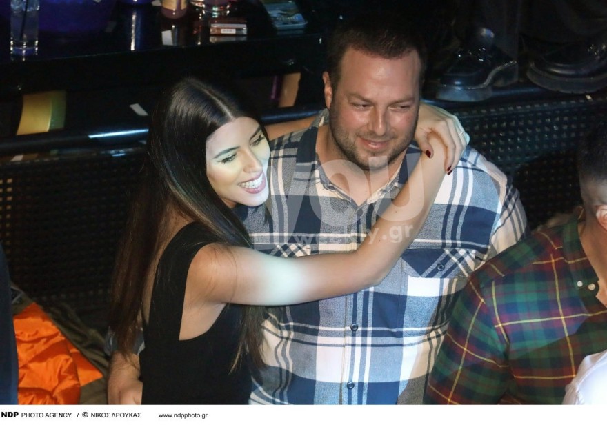 Demy σχέση