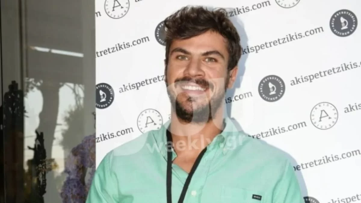 ''Λιώνει'' για εκείνον - Τα παιχνίδια του Άκη Πετρετζίκη με τον πρωτότοκο γιο του στα χιόνια