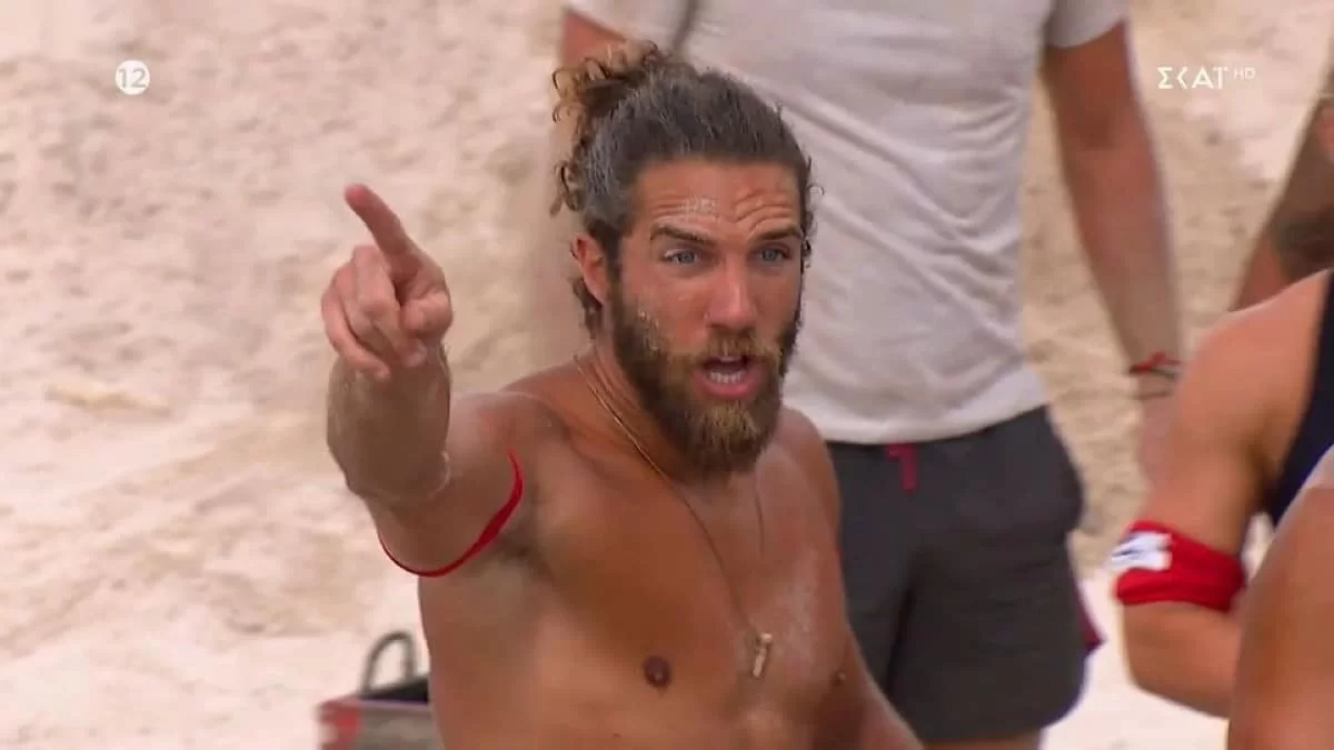 Survivor all star: Μπήκαν οι κόκκινοι στη μέση να το χωρίσουν - Έντονο σκηνικό με τον Κόρο και τον...