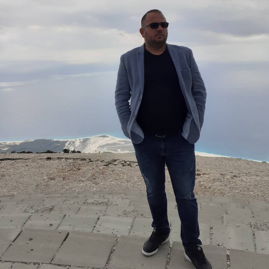 Πέντε χρόνια φυλάκιση σε αϊδό που το έπαιζε «πρώτη μούρη» στις Αθηναϊκές πίστες - Αυτός είναι!