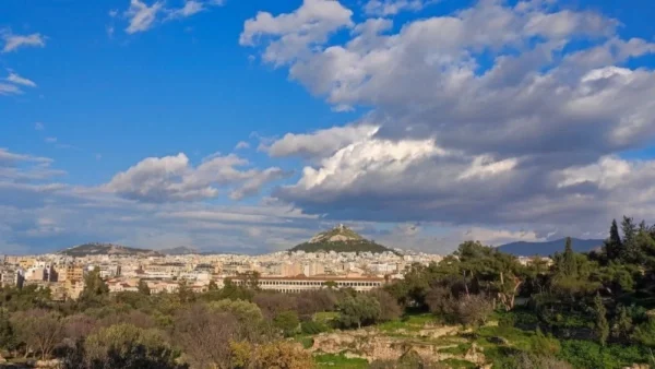 Πέφτει η θερμοκρασία σήμερα 1/3 - Τι λέει η ΕΜΥ για τον καιρό της Τετάρτης