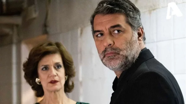 Αυτή η νύχτα μένει: Η πρόταση γάμου θα του βγει ξινή - Πάει να της αγοράσει δαχτυλίδι αλλά αντικρίζει την νεκρή πρώην του