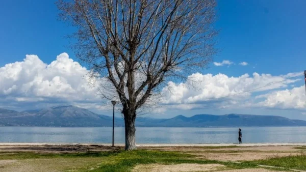 Καιρός (28/4): Επιτέλους άνοιξη! Πόσο θα ανέβει η θερμοκρασία;