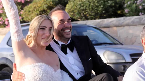 Μαρίλου Κόζαρη: Τι δουλειά κάνει η σύζυγος του Πάνου Μουζουράκη - Πως γνωρίστηκαν και κατέληξαν σε γάμο