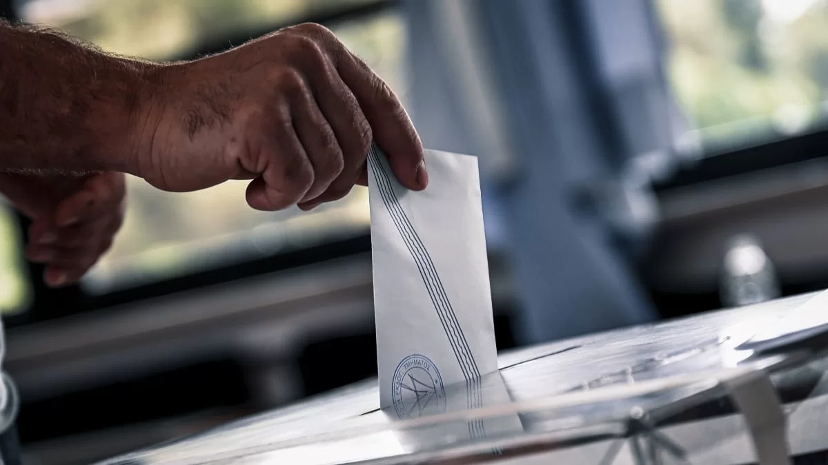 Εκλογές 2023: Βγήκε η πρώτη διαρροή - Ανατροπή στα ποσοστά ΝΔ και ΣΥΡΙΖΑ