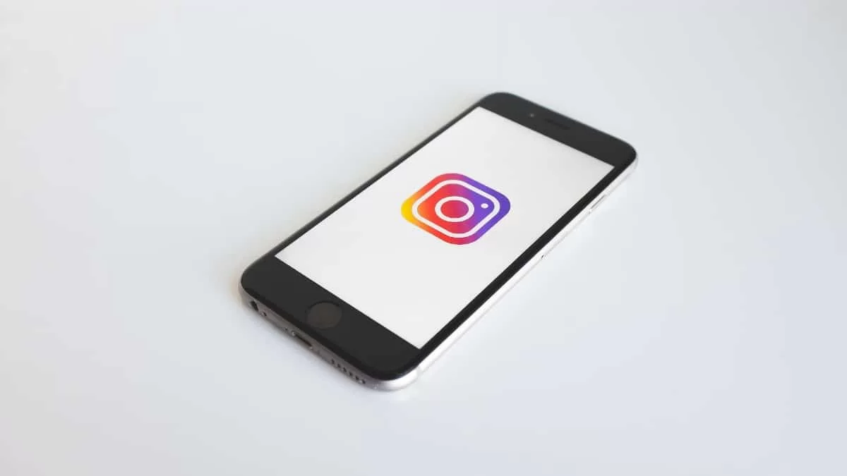 Η «Barbie της Tv» : Ποια είναι τελικά η influencer του instagram που έκρυψε 350.000 ευρώ από την Εφορία;