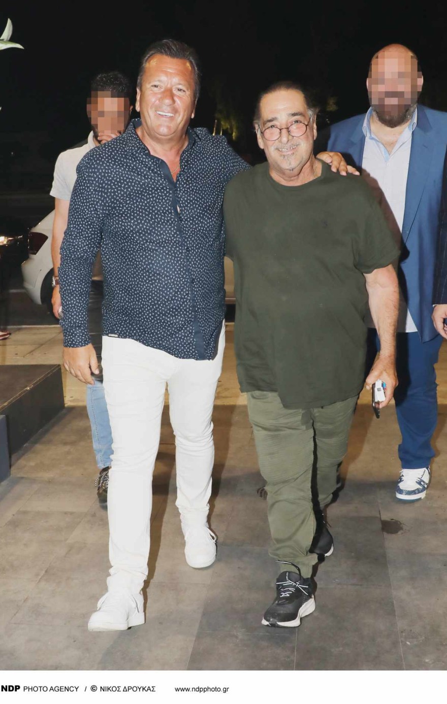 Καρράς
