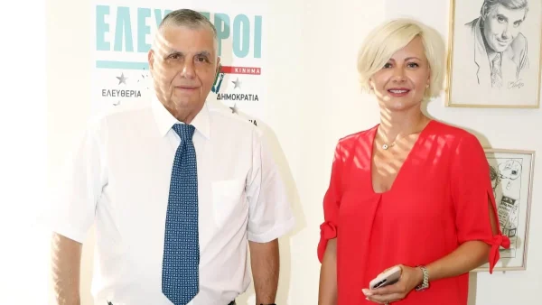 804.000 δολάρια για την κατοικία στο Λας Βέγκας; Ο γιος του Τράγκα «καίει» την Μαρία Καρρά