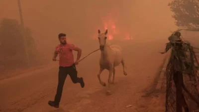 Αυτός είναι ο ήρωας της φωτιάς στη Φυλή: «Αν το παιδί μου δεν γνωρίσει τον πατέρα του;» - Τσακίζει κόκκαλα η σύζυγός του
