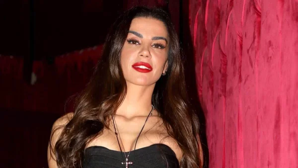 Ειρήνη Παπαδοπούλου: Φωτογραφίζεται με "καυτό" μπικίνι και ανεβάζει την θερμοκρασία