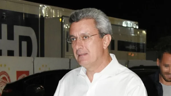 Νίκος Χατζηνικολάου: Η ανακοίνωση του ΑΝΤ1 για την εκπομπή Ενώπιος Ενωπίω