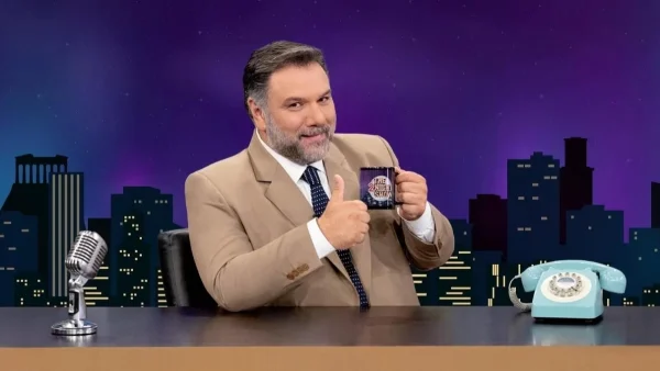 The 2night Show: Οι πρώτοι καλεσμένοι του Γρηγόρη Αρναούτογλου για το 2024 - Ένας άνδρας και μία γυναίκα
