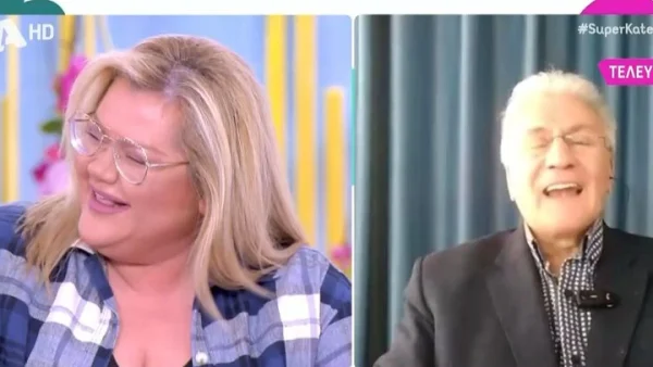 Παναγιώτης Ψωμιάδης: «Εγώ εσάς θα σας φιλούσα! Τέτοια μάτια και χείλη πού θα τα έβρισκα;» - Κοκκίνισε η Χρύσλα Γεωργακοπούλου με το φλερτ του
