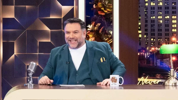The 2Night Show: Ξεχωριστοί οι αποψινοί (12/3) καλεσμένοι του Γρηγόρη Αρναούτογλου